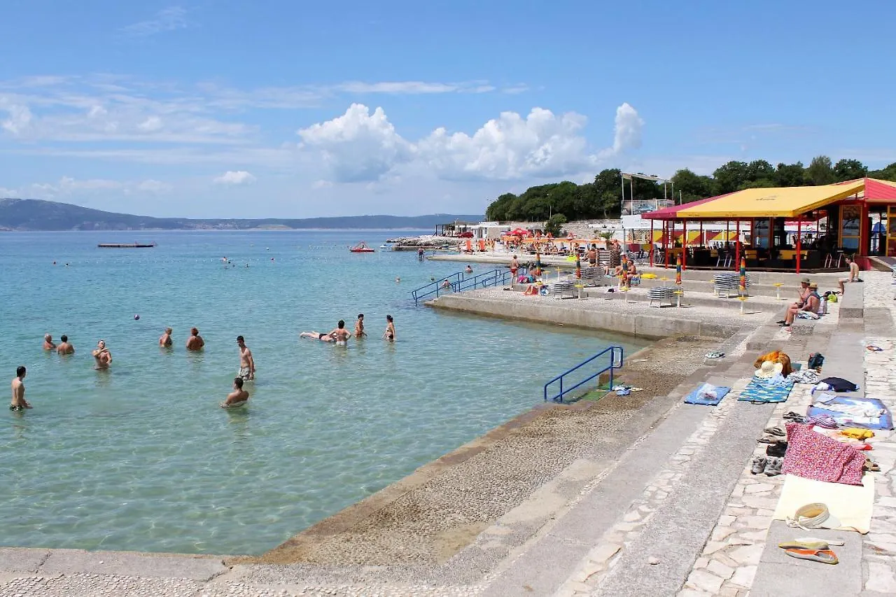 Apartments With A Parking Space Novi Vinodolski - 5587 Croatia