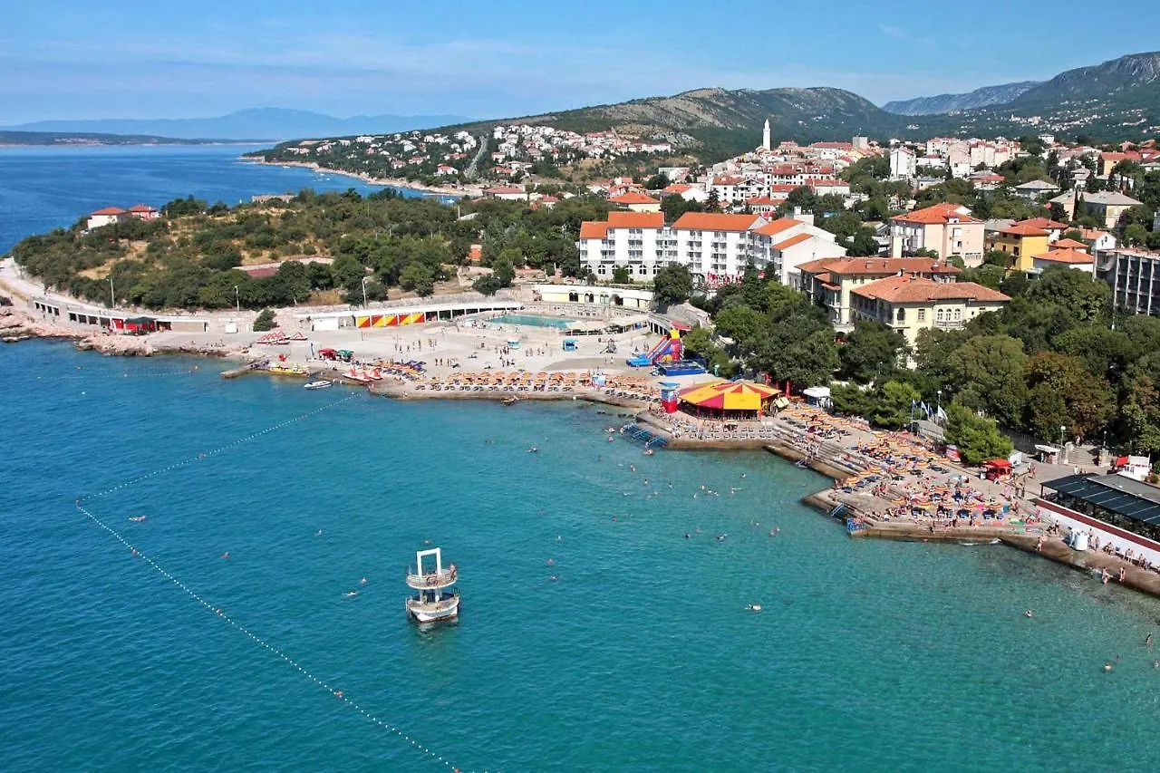 Apartments With A Parking Space Novi Vinodolski - 5587 0*,  Croatia